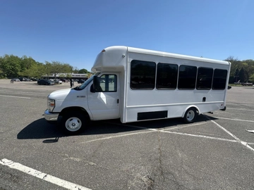 Picture of 2019 Ford E-450 ADA Shuttle Bus