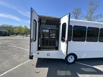 Picture of 2019 Ford E-450 ADA Shuttle Bus