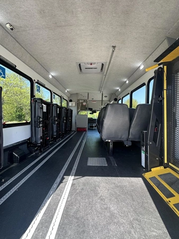 Picture of 2019 Ford E-450 ADA Shuttle Bus