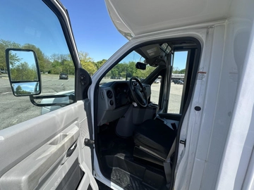 Picture of 2019 Ford E-450 ADA Shuttle Bus