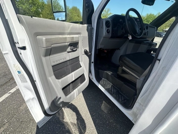 Picture of 2019 Ford E-450 ADA Shuttle Bus