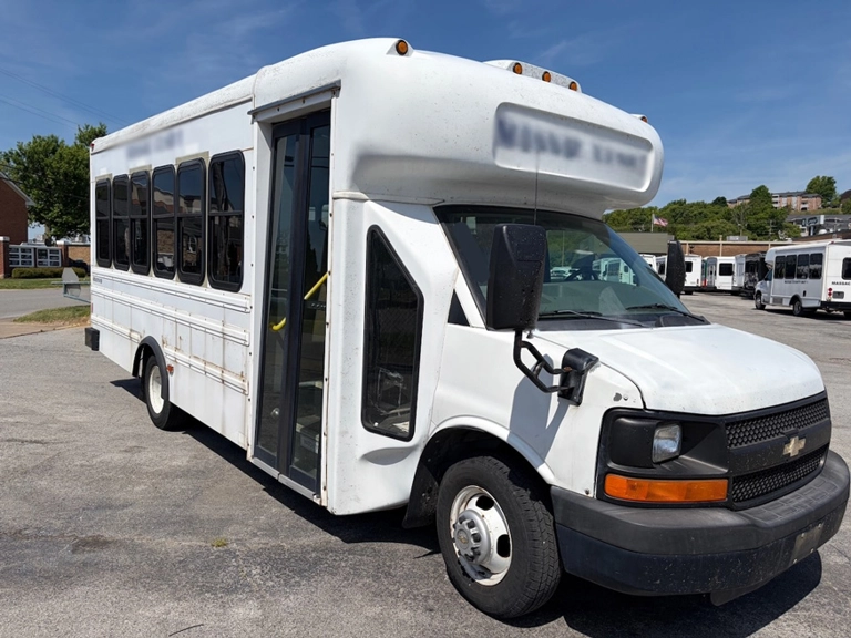 Picture of 2010 Chevrolet Goshen Shuttle Bus
