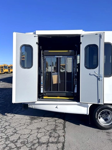 Picture of 2026 Chevrolet Diamond Coach ADA Shuttle Bus