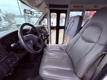 Picture of 2006 Chevrolet Express 3500 Cutaway Shuttle Bus