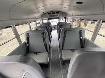Picture of 2007 Chevrolet Express 3500 Cutaway Shuttle Bus