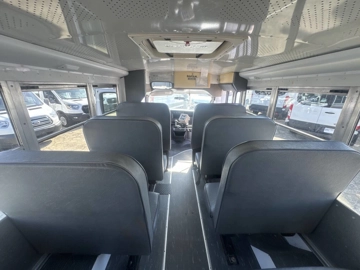 Picture of 2006 Chevrolet Express 3500 Collins Shuttle Bus
