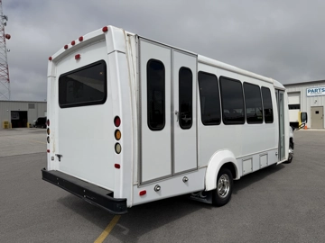 Picture of 2014 Ford E450 Elkhart Coach ADA Shuttle Bus