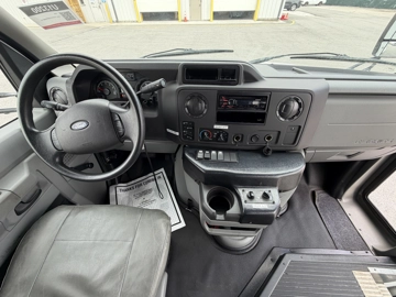 Picture of 2014 Ford E450 Elkhart Coach ADA Shuttle Bus