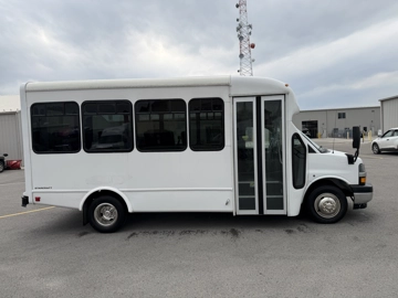 Picture of 2023 Chevrolet Express 3500 Starcraft Shuttle Bus