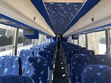 2004 Prevost H345 56P Coach