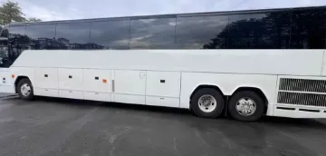 2009 Prevost H345 56P Coach