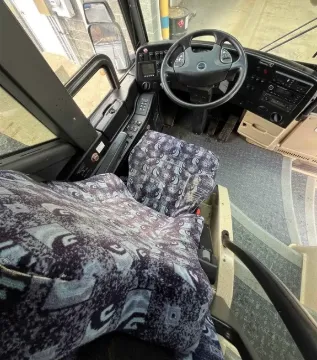 2013 Prevost H345 56P Coach