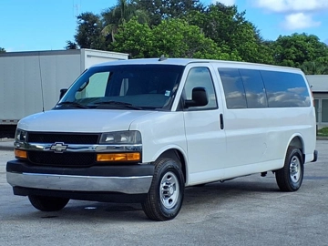 Picture of 2018 Chevrolet Express Passenger Van