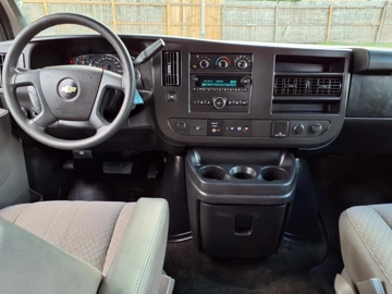 Picture of 2018 Chevrolet Express Passenger Van