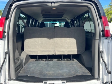 Picture of 2018 Chevrolet Express Passenger Van