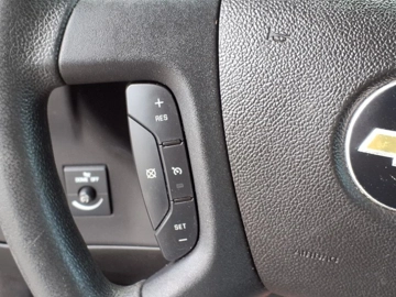 Picture of 2018 Chevrolet Express Passenger Van