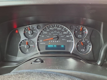 Picture of 2018 Chevrolet Express Passenger Van