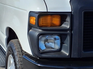Picture of 2011 Ford E350 Passenger Van