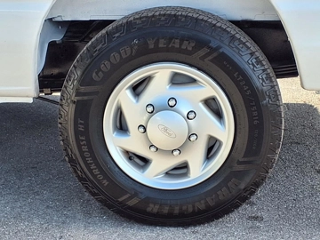 Picture of 2011 Ford E350 Passenger Van