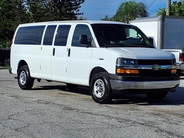 Picture of 2019 Chevrolet Express Passenger Van