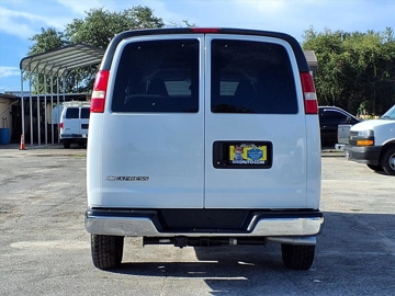 Picture of 2019 Chevrolet Express Passenger Van