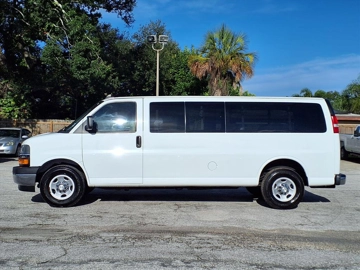 Picture of 2019 Chevrolet Express Passenger Van
