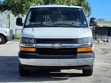 Picture of 2019 Chevrolet Express Passenger Van