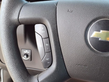Picture of 2019 Chevrolet Express Passenger Van