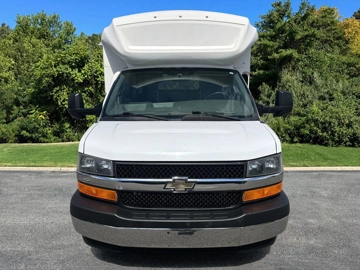 Picture of 2017 Chevrolet Express 4500 Arboc ADA Shuttle Bus