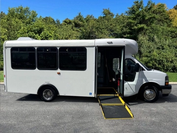 Picture of 2017 Chevrolet Express 4500 Arboc ADA Shuttle Bus