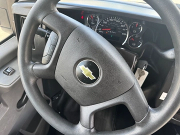 Picture of 2017 Chevrolet Express 4500 Arboc ADA Shuttle Bus