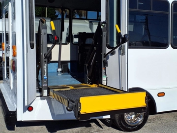 Picture of 2017 Ford E450 Cutaway ADA Shuttle Bus