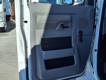 Picture of 2017 Ford E450 Cutaway ADA Shuttle Bus