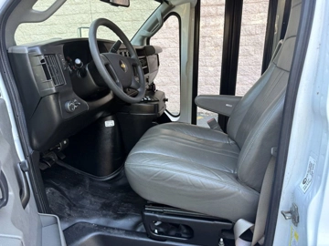 Picture of 2017 Chevrolet Express Micro Bird MFSAB