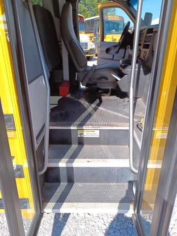 Picture of 2015 Chevrolet Starcraft School Bus