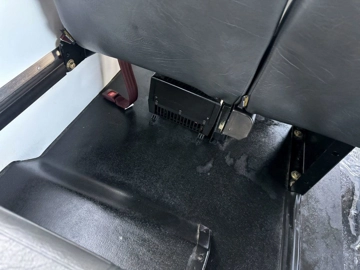 Picture of 2015 Ford E-450 Non-CDL ADA Shuttle Bus