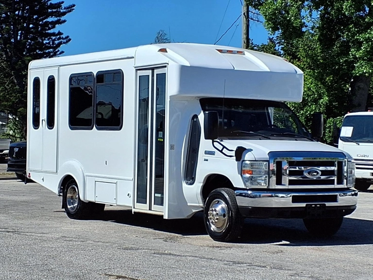 Picture of 2016 Ford E350 Cutaway ADA Shuttle Bus
