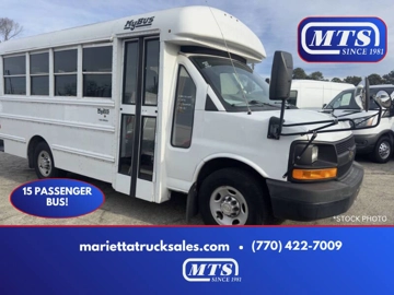 Picture of 2002 GMC Savana Commercial/Chassis 139-177 in. WB