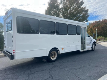 Picture of 2011 Ford F-650 Super Duty Shuttle Bus