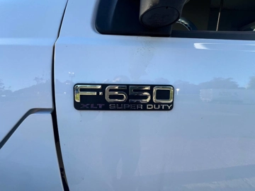 Picture of 2011 Ford F-650 Super Duty Shuttle Bus