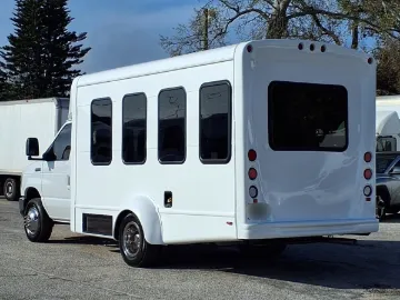 Picture of 2016 Ford E350 Cutaway Shuttle Bus