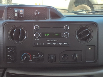 Picture of 2016 Ford E350 Cutaway Shuttle Bus