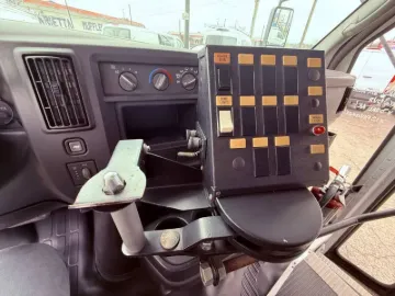 2006 Chevrolet 3500 15P Activity