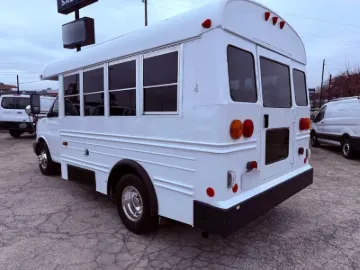 2006 Chevrolet 3500 15P Activity