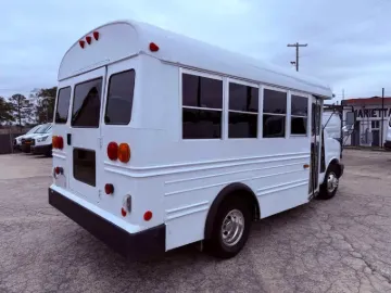 2006 Chevrolet 3500 15P Activity