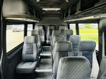 2025 L.A. West Sprinter 14P