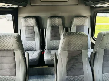 2025 L.A. West Sprinter 14P