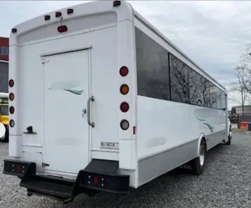 2017 Ford F650 Glaval 37P