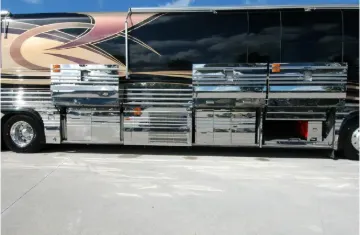 2004 Prevost XLII Liberty Coach 