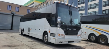 Picture of 2017 Prevost H3-45 Coach Bus
